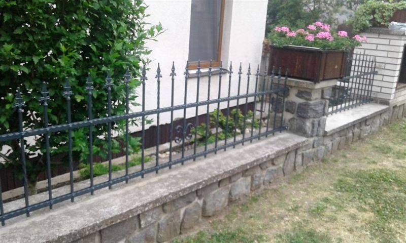 Výroba kovaných plotů a brán